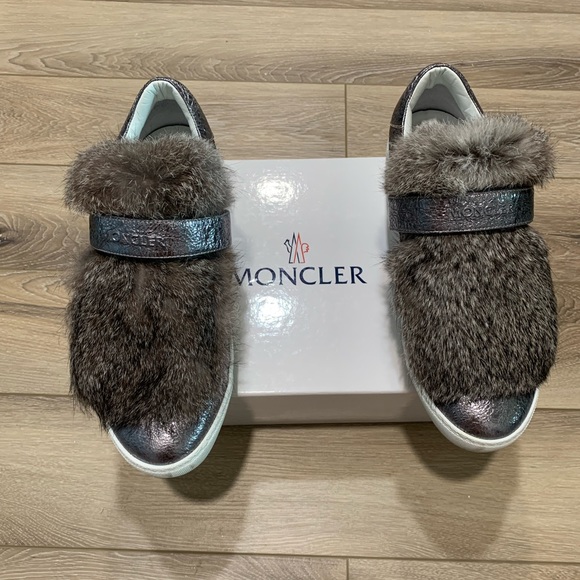 100% authentic Moncler Lucie scarpa sneaker silver metallic fur 39 us 9 - Picture 3 of 16